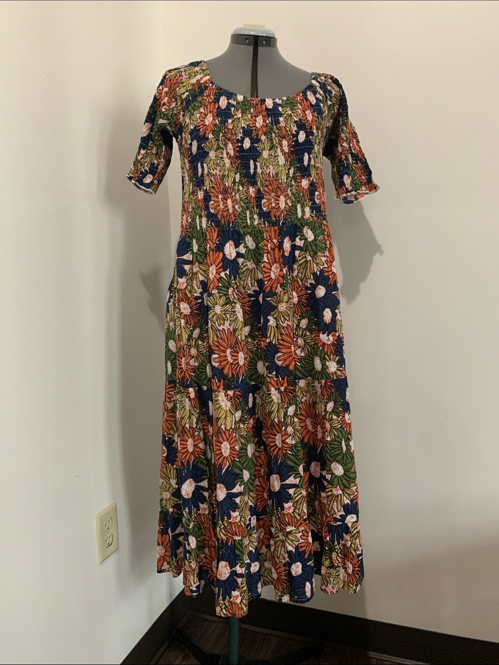 NATURAL LIFE  “Daisy” Colorful Floral Midi Dress Midi